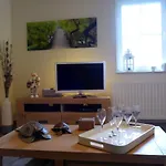 Maison Et Velos A Dans La Vallee De La Meuse * Godinne