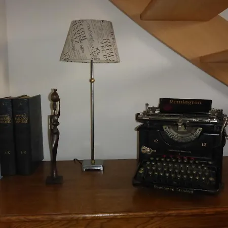 Maison Et Velos A Dans La Vallee De La Meuse *