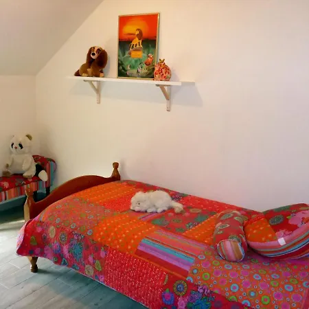 Maison Et Velos A Dans La Vallee De La Meuse * Godinne