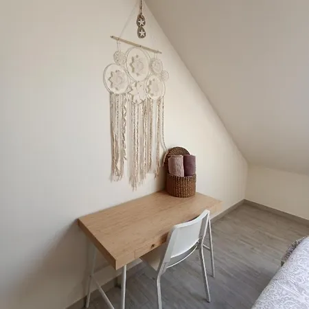 Maison Et Vélos à Dans La Vallée De La Meuse Hébergement de vacances