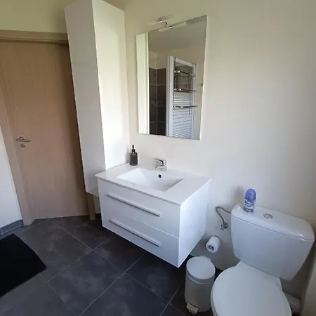 Maison Et Velos A Dans La Vallee De La Meuse בית נופש *