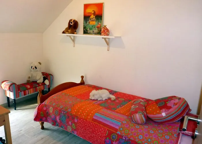 Maison Et Velos A Dans La Vallee De La Meuse * Godinne